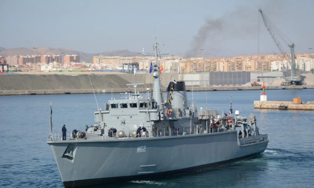 Οι Ρώσοι παρακολουθούν ελληνικό πολεμικό που μπήκε στη Μαύρη Θάλασσα!